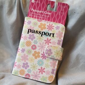 MIAMICA Floral Passport Case - Multicolor BNWT Li